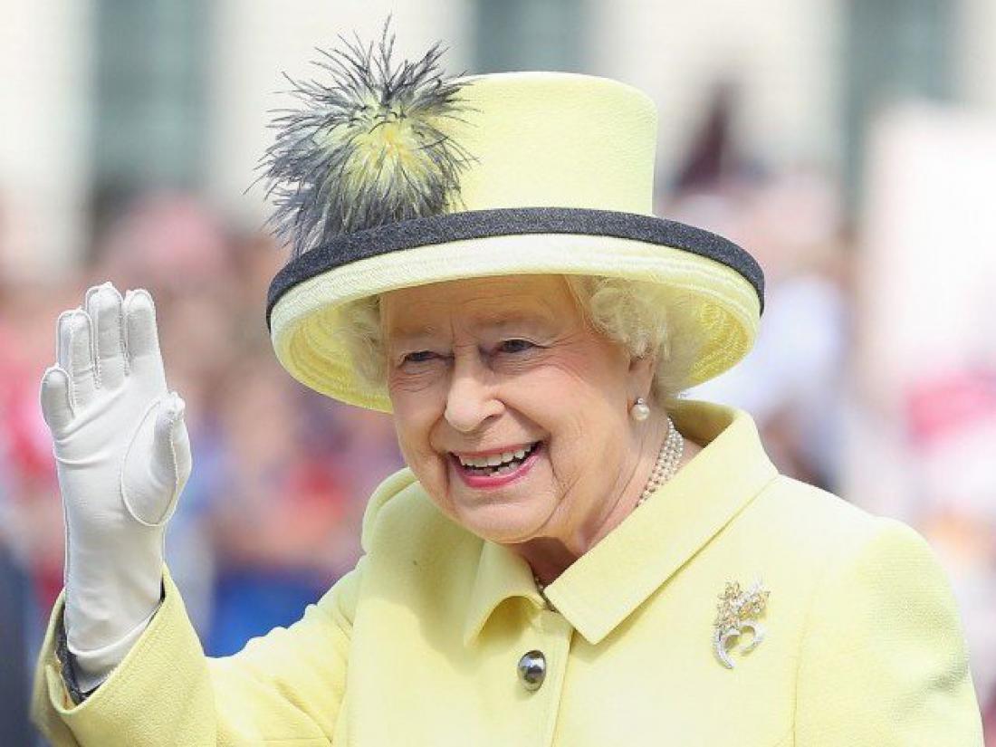 Britanska kraljica nikamor brez zdravnika